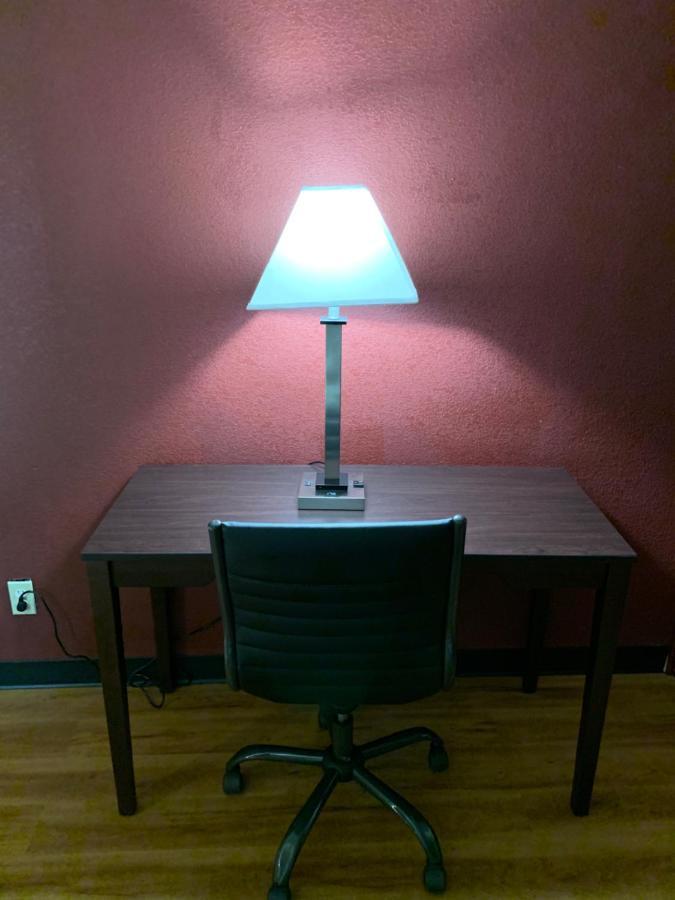 Red Roof Inn Atlanta - Six Flags Lodge West Екстериор снимка