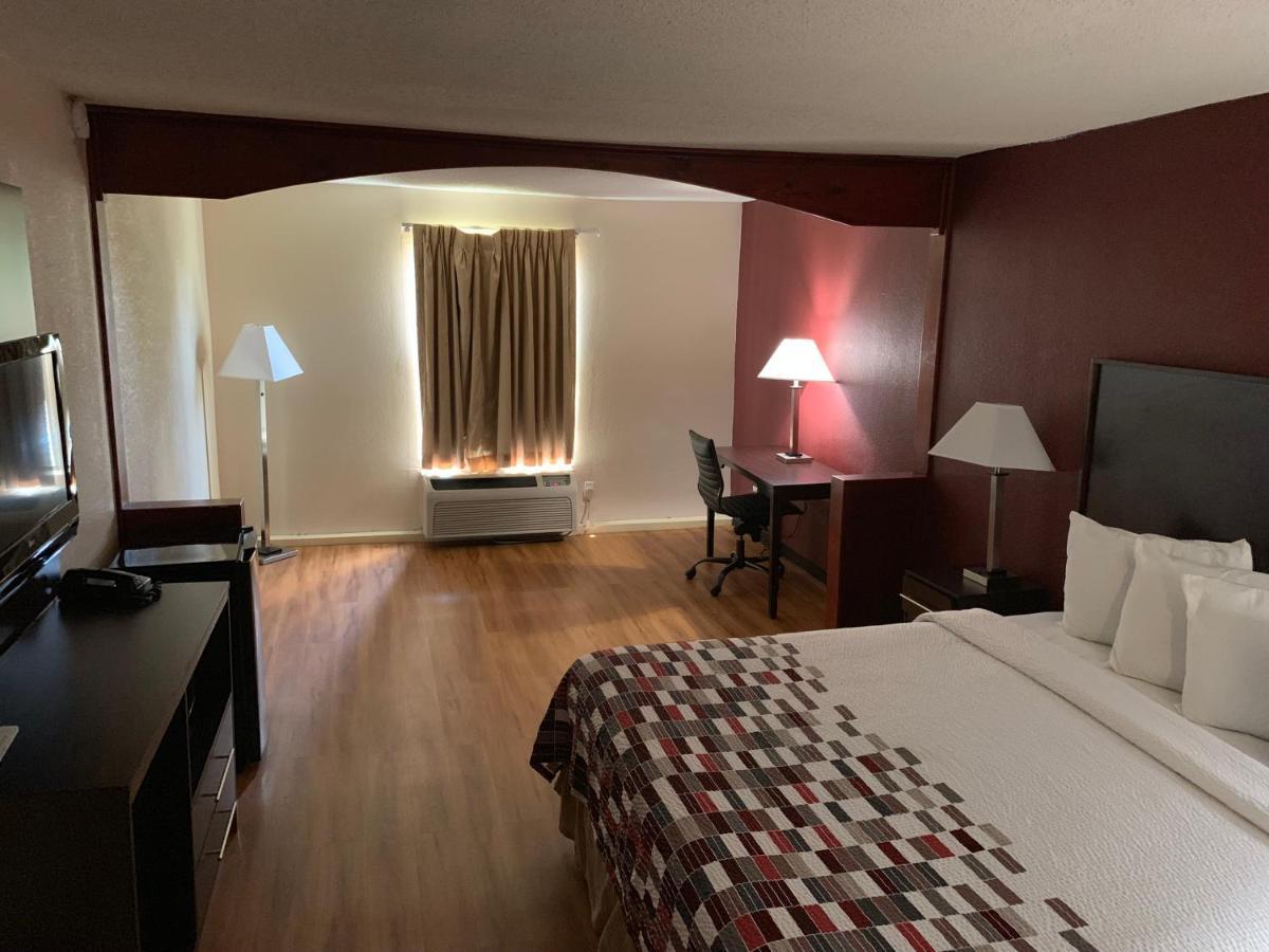 Red Roof Inn Atlanta - Six Flags Lodge West Екстериор снимка
