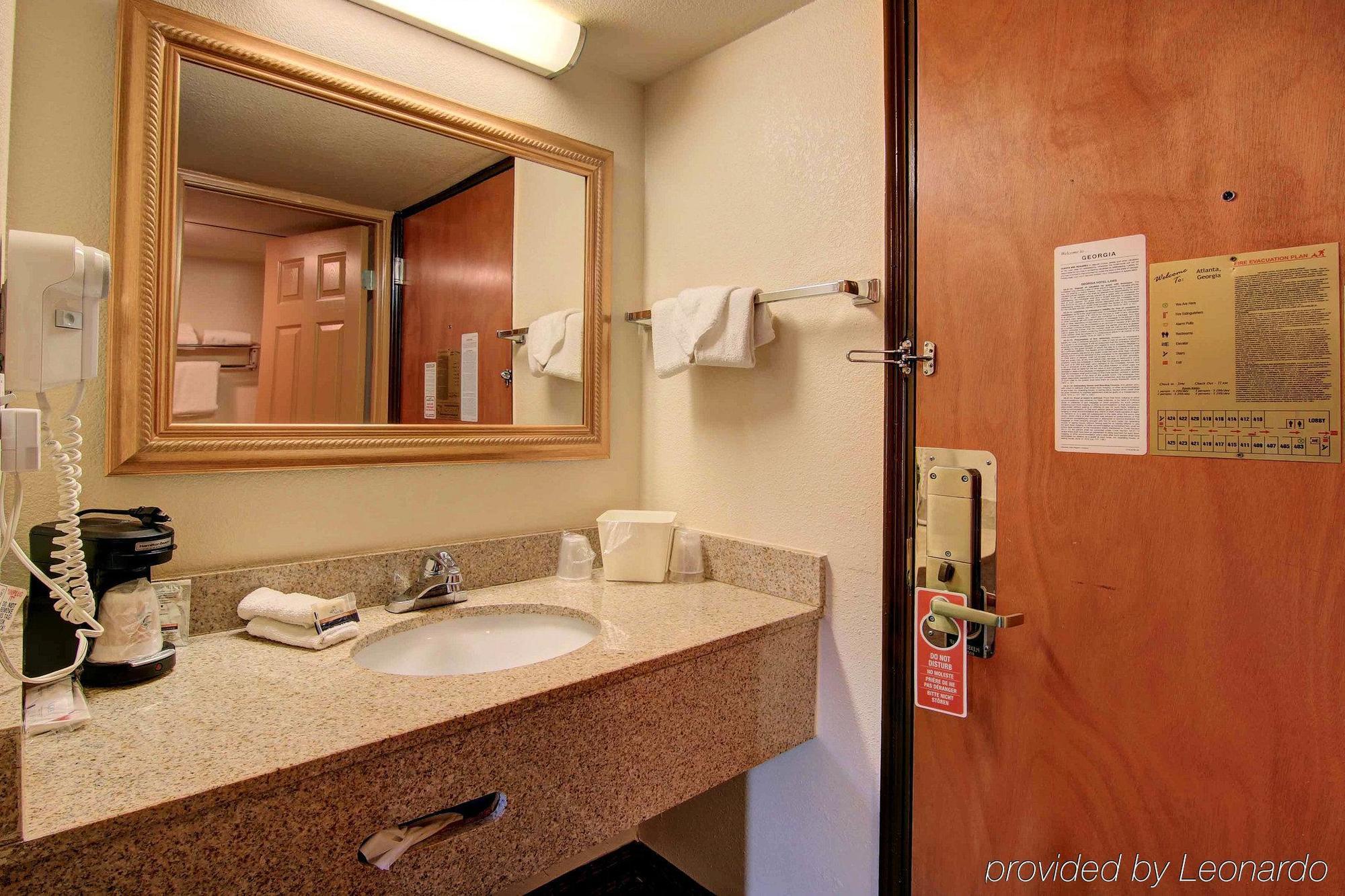 Red Roof Inn Atlanta - Six Flags Lodge West Екстериор снимка